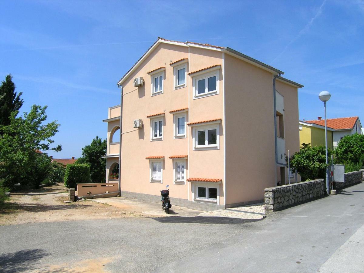 דירות קרק Apartman Juric מראה חיצוני תמונה