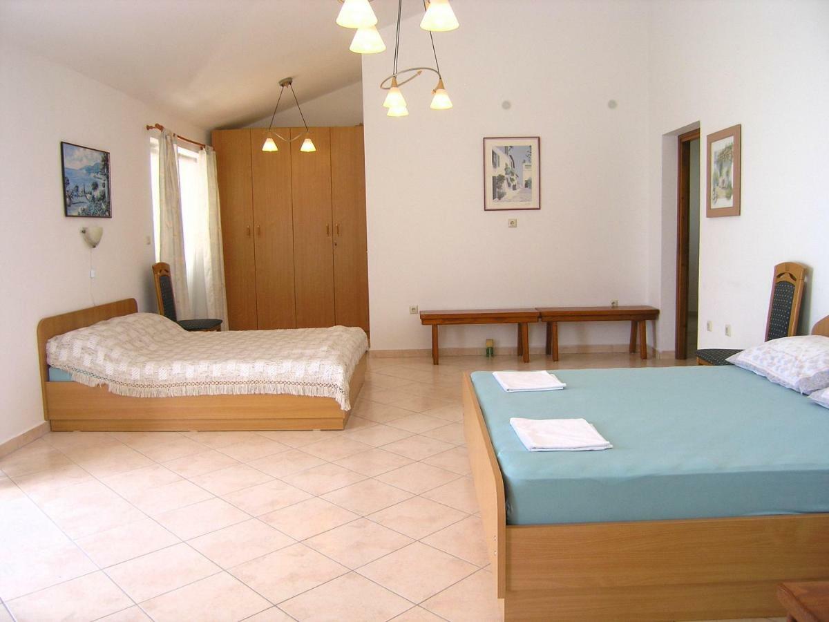 דירות קרק Apartman Juric מראה חיצוני תמונה